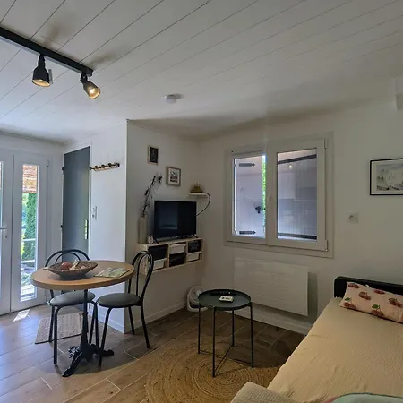 Charmante Maisonnette Renovee Au Bord De La Loire Pour Escapade A Deux - Fr-1-582-536 Semesterbostad Lavoute-sur-Loire