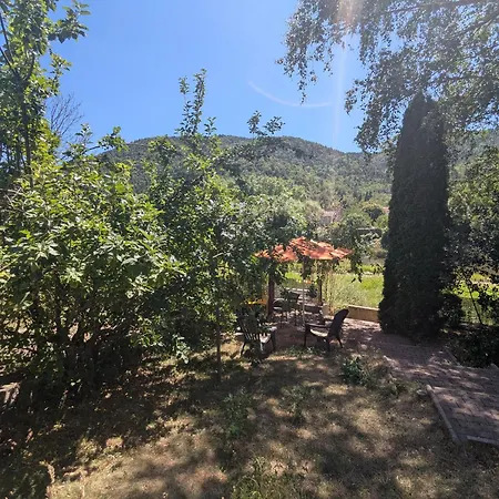 Charmante Maisonnette Renovee Au Bord De La Loire Pour Escapade A Deux - Fr-1-582-536