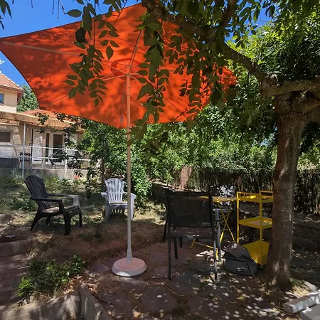 Charmante Maisonnette Renovee Au Bord De La Loire Pour Escapade A Deux - Fr-1-582-536
